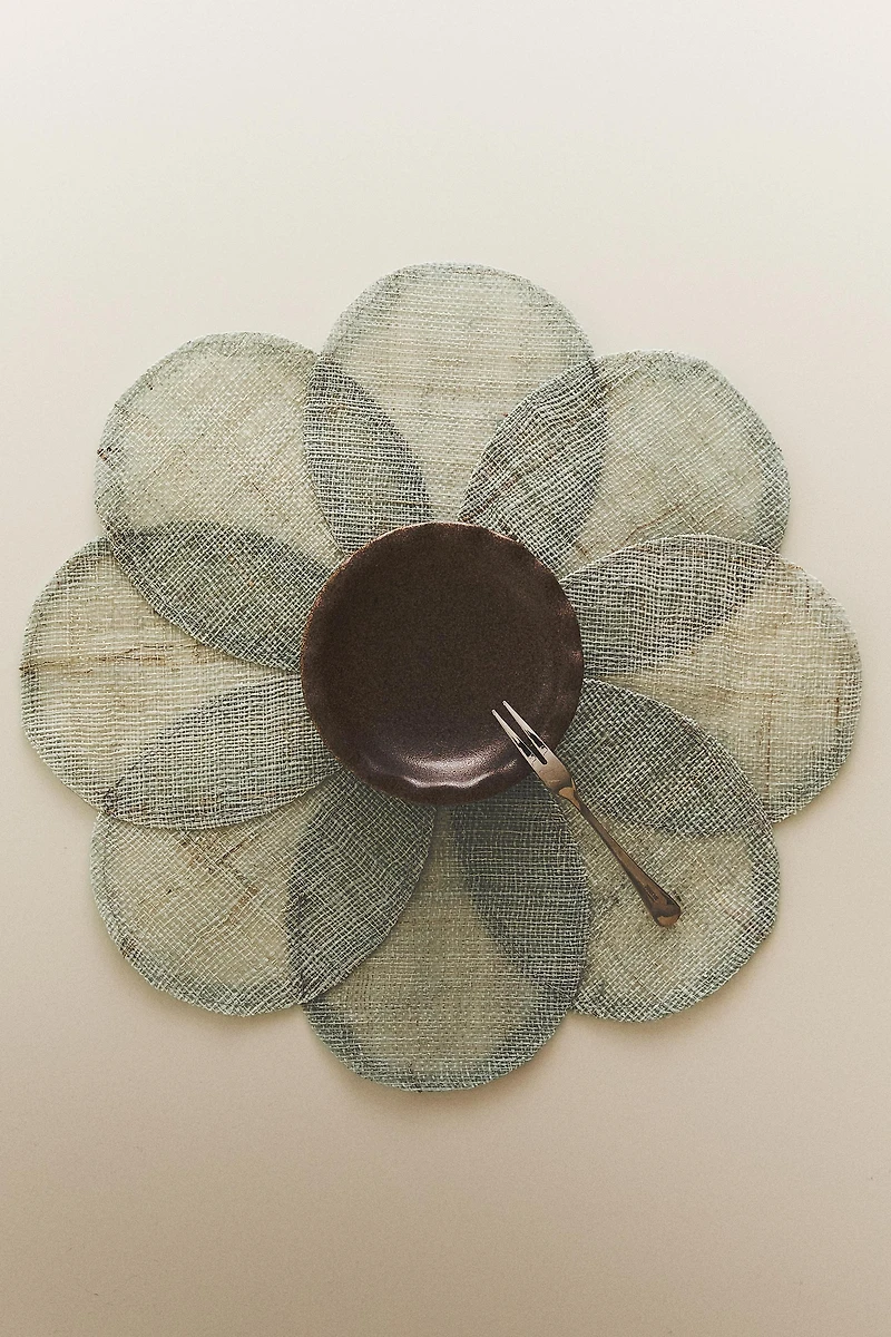 RAMIE FLOWER PLACEMAT