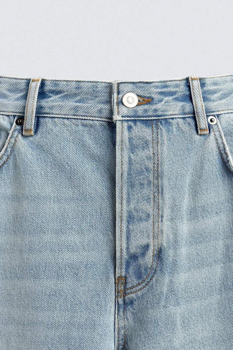 FLARED FIT JEANS