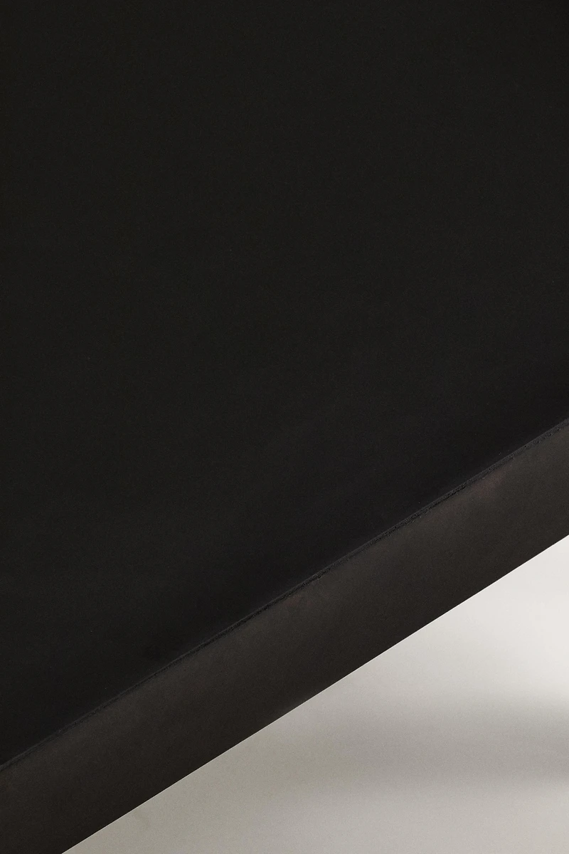 SIDE TABLE MADE OF WOOD AND LEATHER