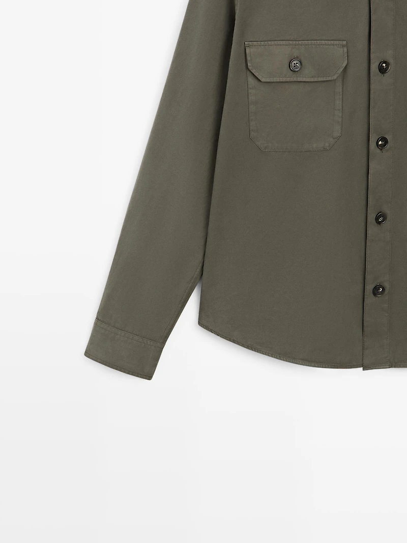 Cotton overshirt with pockets