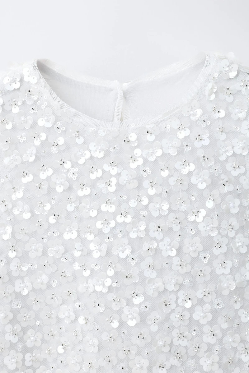 ROBE À PAILLETTES