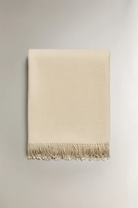 DECORATIVE FRINGED BLANKET