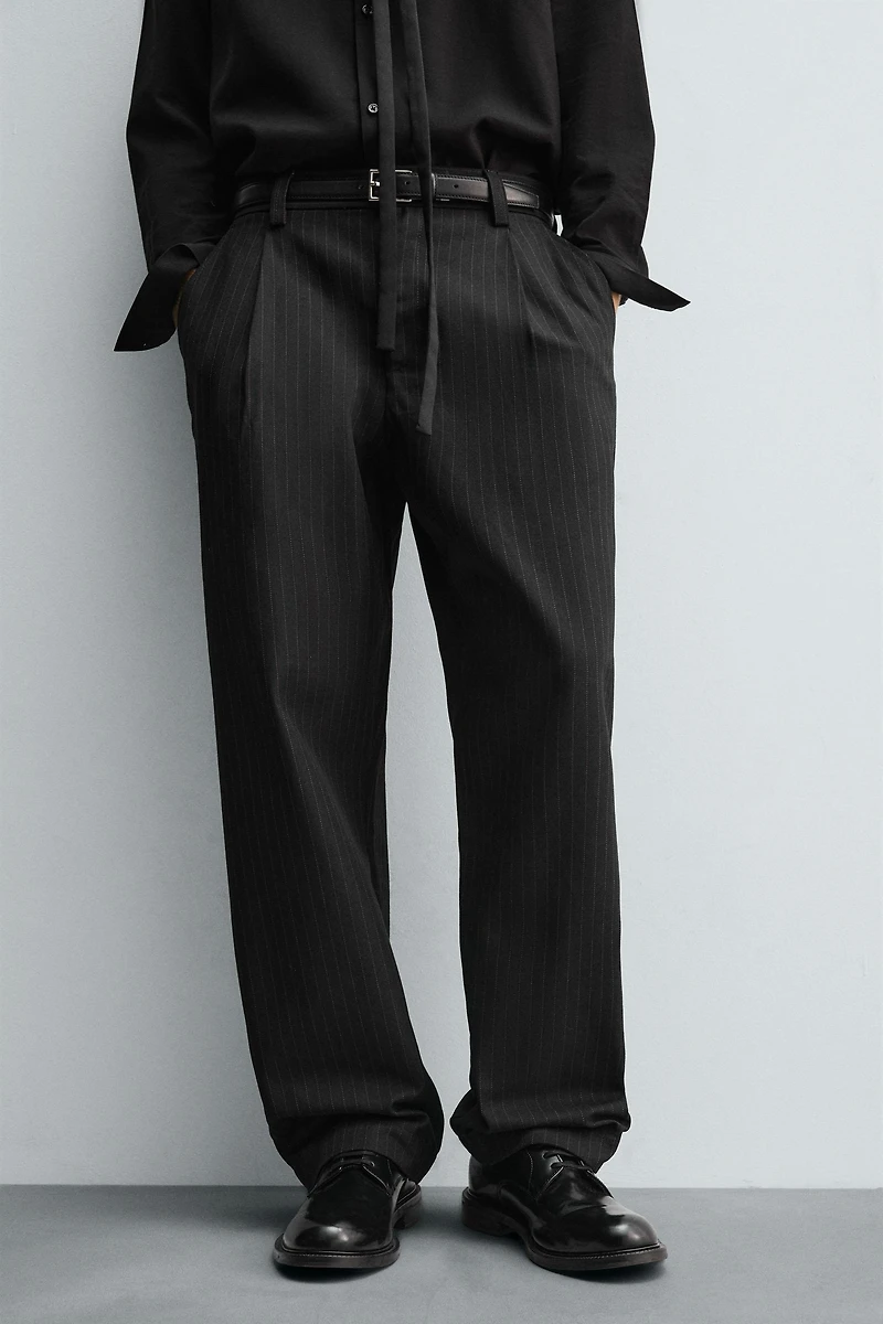STRIPED TEXTURED CHINO PANTS