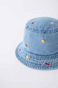 EMBROIDERED FLORAL DENIM BUCKET HAT