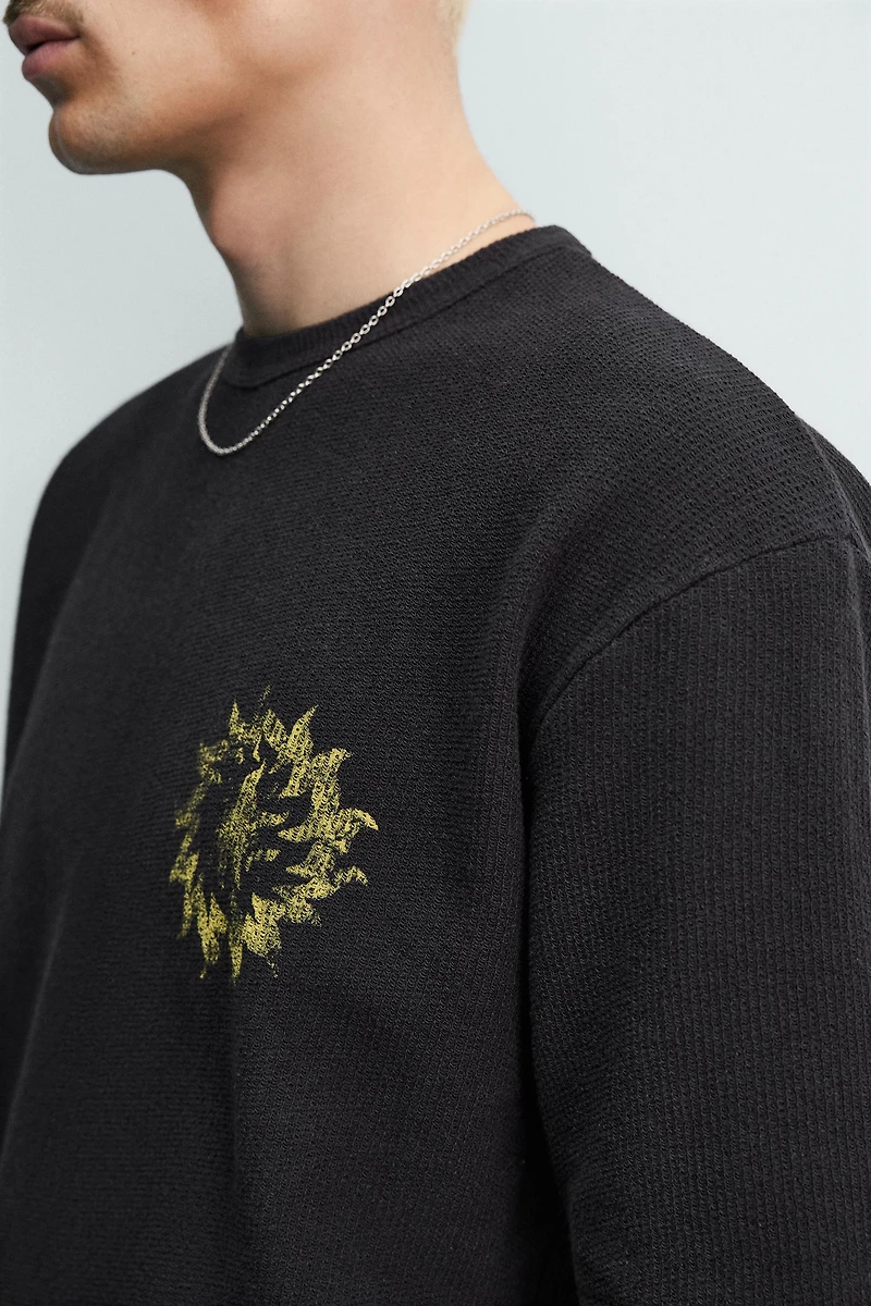 WASHED KNIT PRINTED T-SHIRT