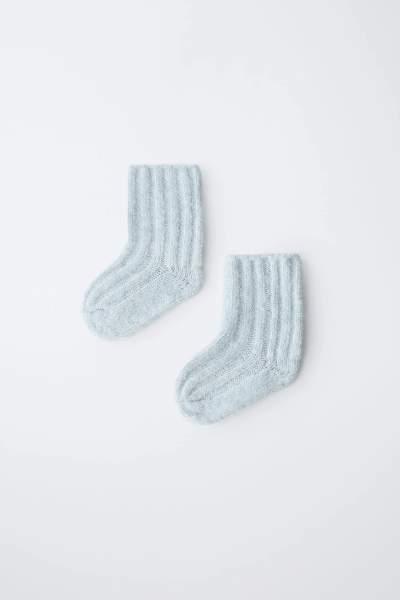 RIBBED KNIT SOCKS