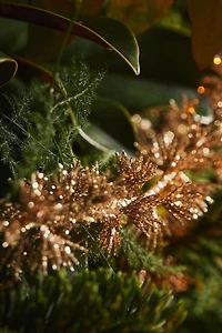 SHINY CHRISTMAS LEAF GARLAND