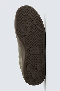 LEATHER SNEAKERS