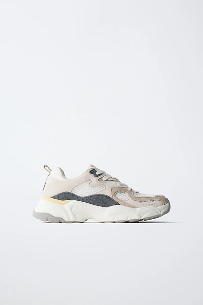 MESH SNEAKERS
