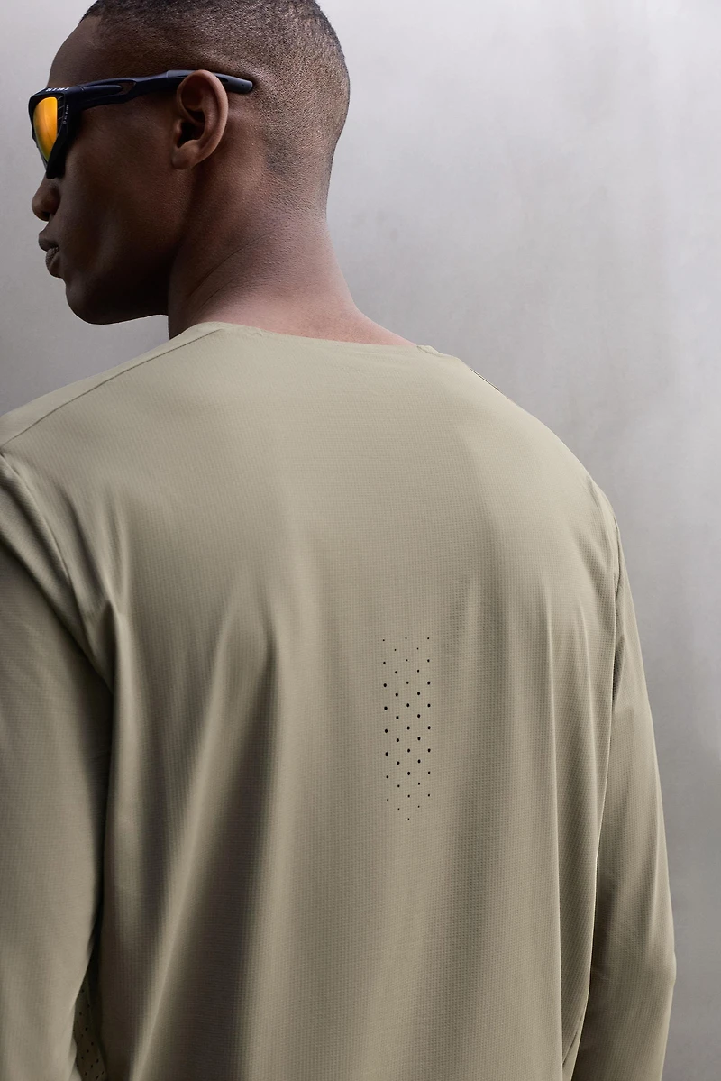 PERFORATED TECHNICAL T-SHIRT
