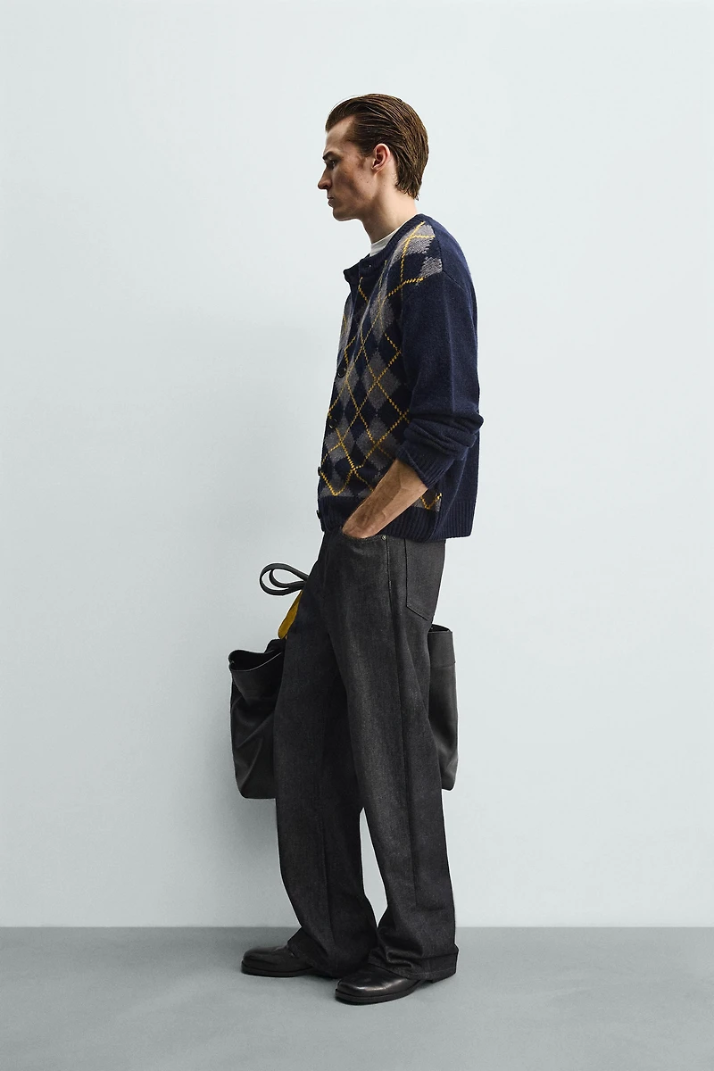 100% WOOL DIAMOND PATTERN CARDIGAN