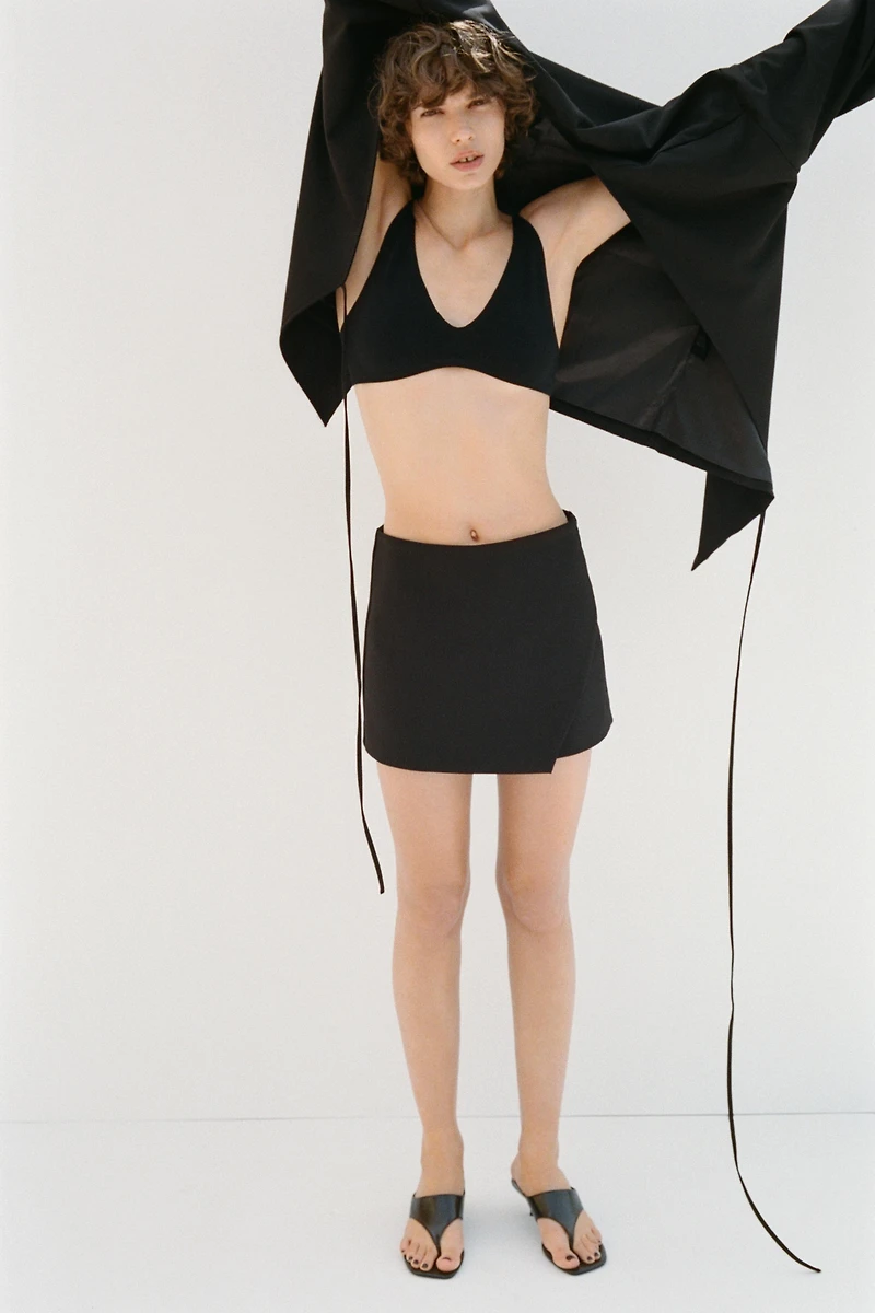 ASYMMETRIC SKORT