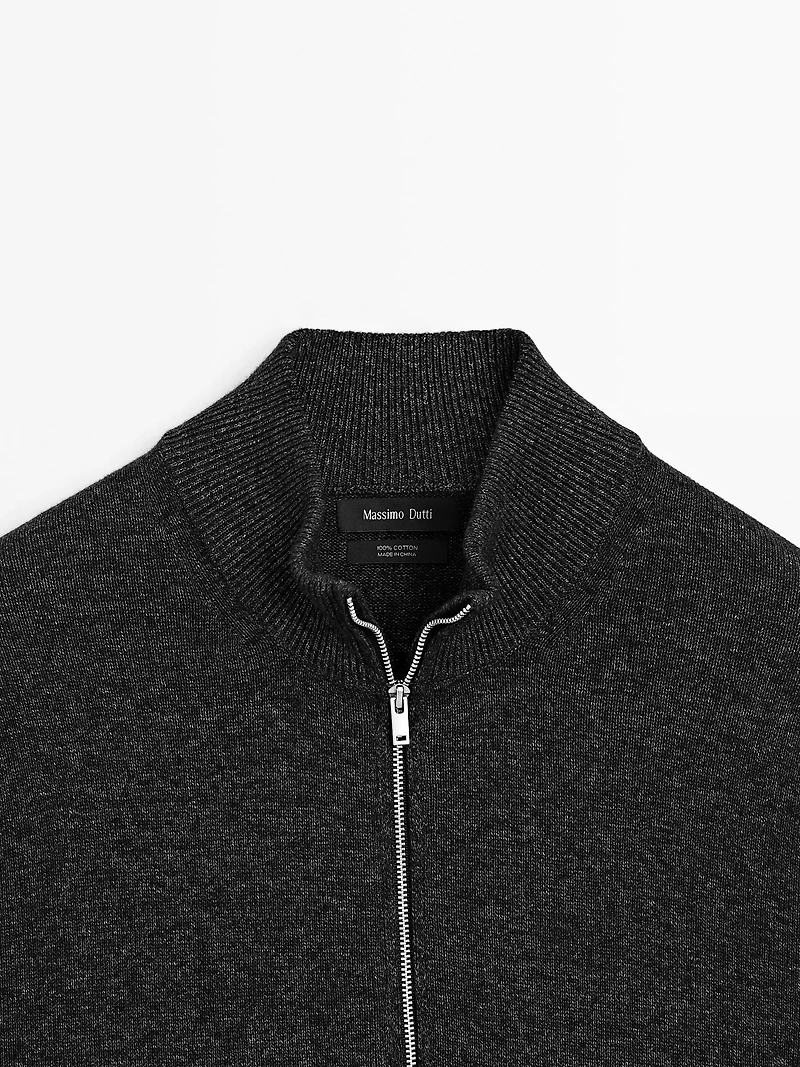Mock neck knit sweater