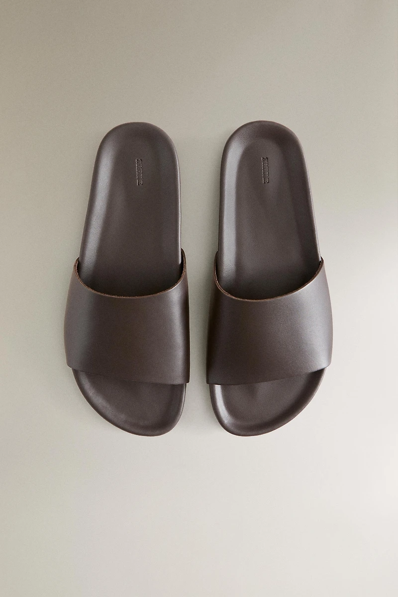 LEATHER SLIDES