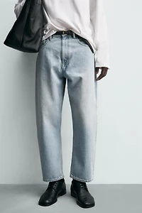 TAPERED WIDE FIT JEANS