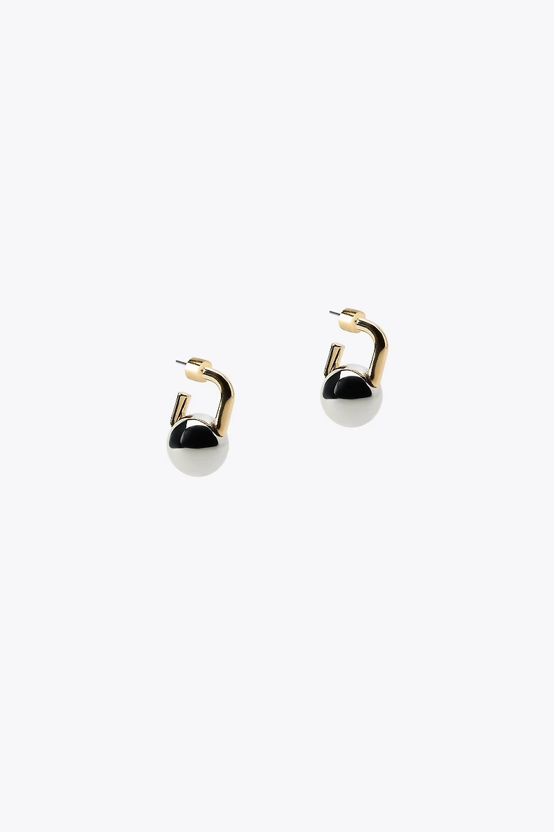 CONTRAST BALL EARRINGS