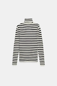 EXTRA SOFT STRIPED KNIT SWEATER