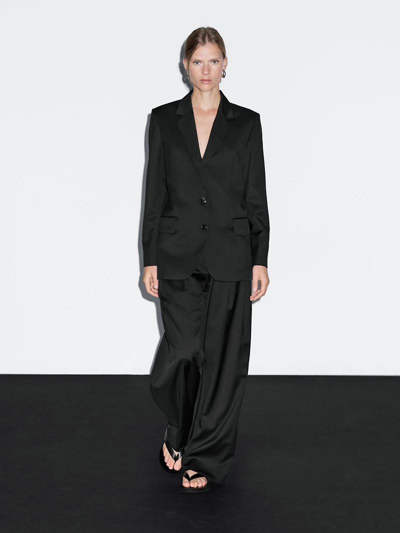 Blazer à deux boutons 100 % laine extra-fine