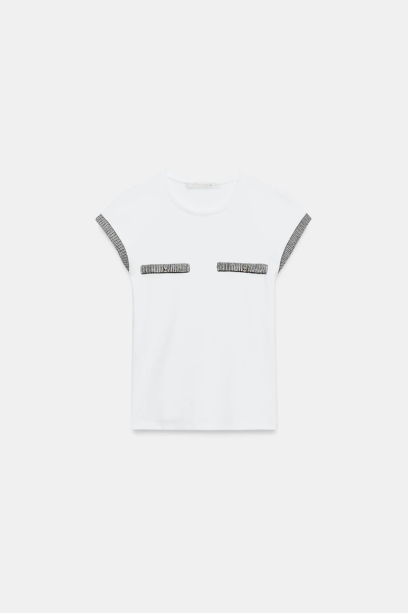TRIM DETAIL BUTTON T-SHIRT