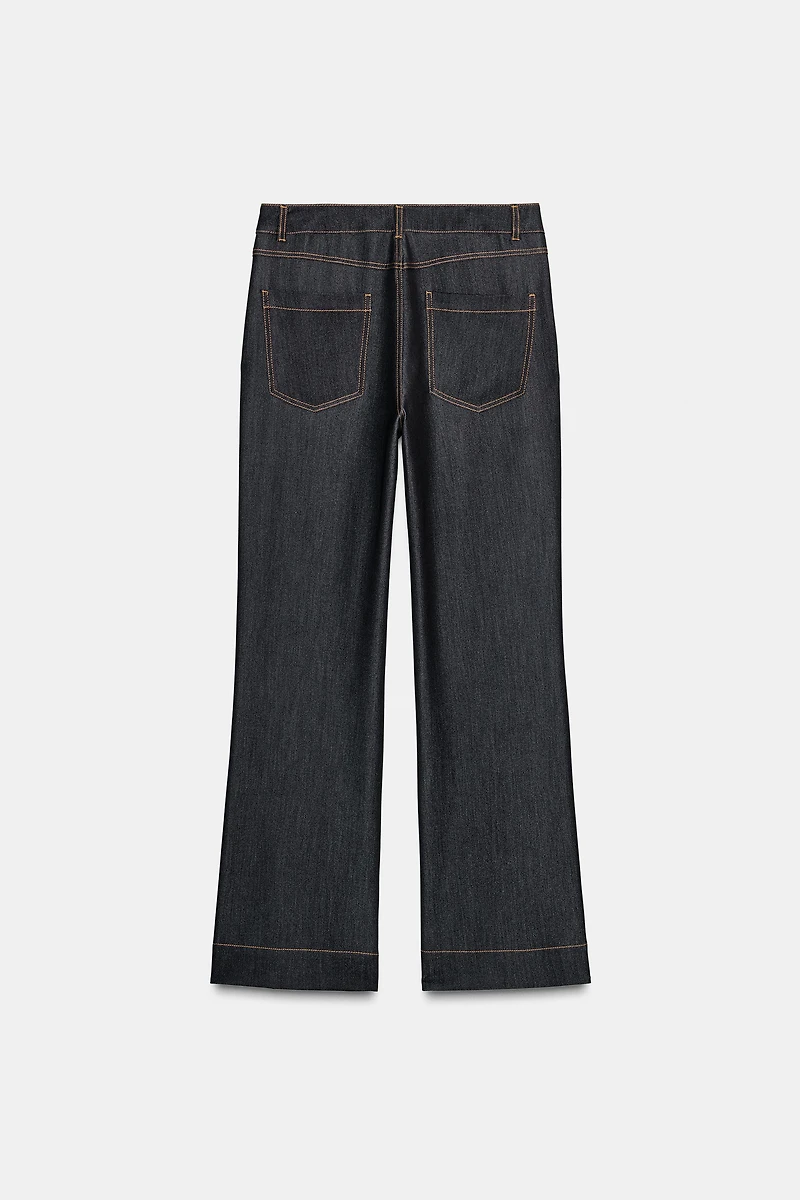 PANTS WITH SEAM AND CONTRASTING TOPSTITCHING