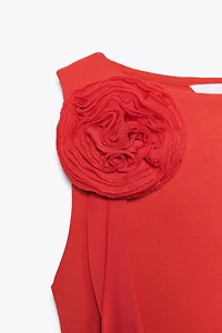 SLEEVELESS FLORAL TOP