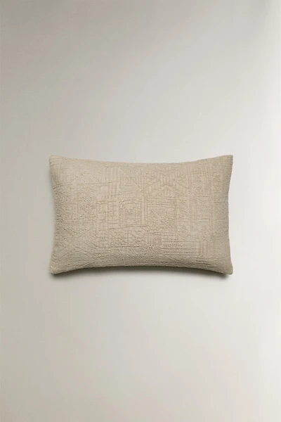 JACQUARD THROW PILLOW COVER