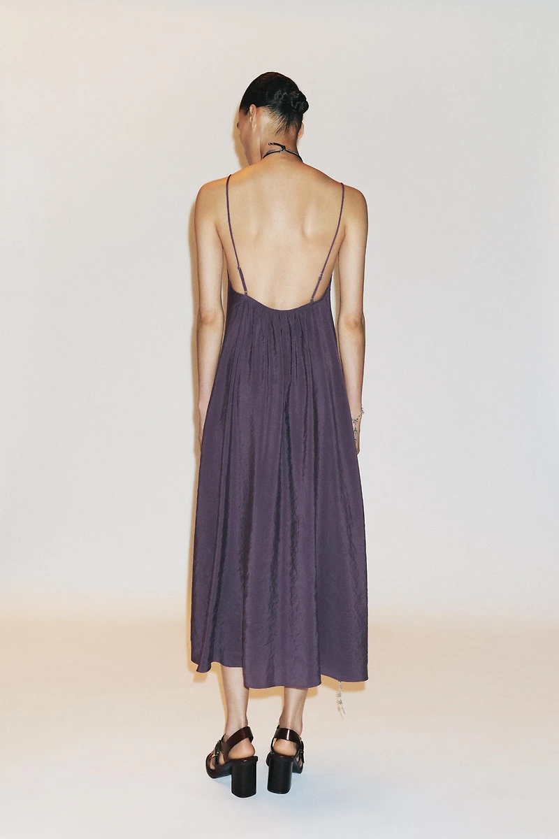 FLOWY RUFFLED V-NECK MIDI DRESS