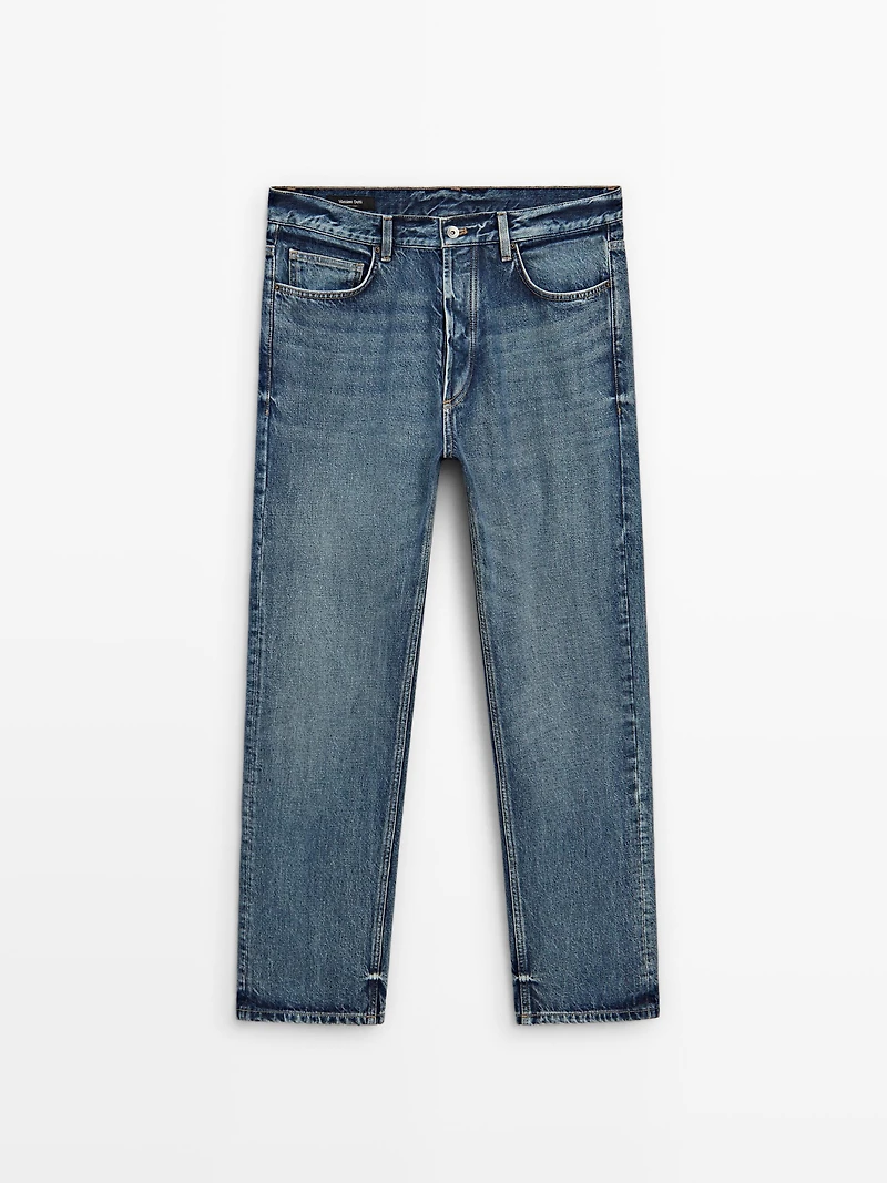 Straight-leg jeans