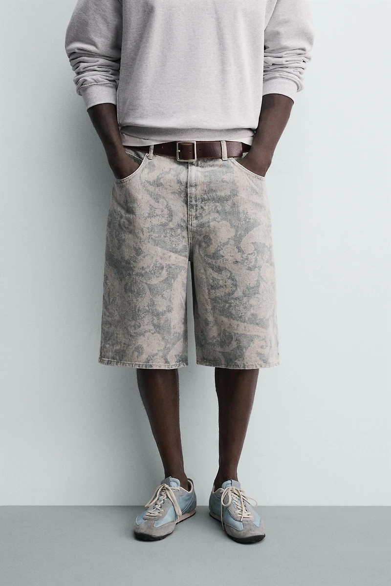 PAISLEY PRINT BAGGY FIT SHORTS