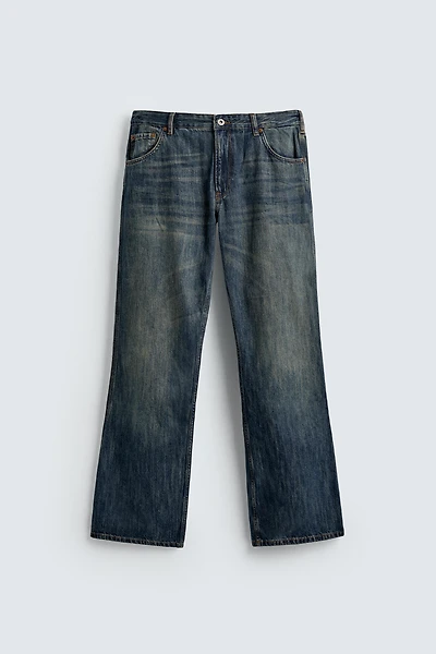 LOW RISE FLARE FIT JEANS