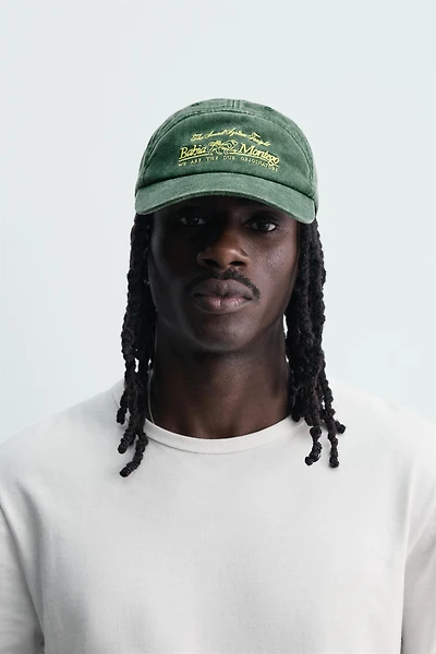 CONTRAST EMBROIDERED WASHED CAP