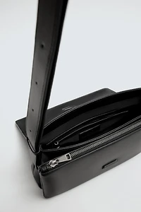 CHAIN CROSSBODY BAG