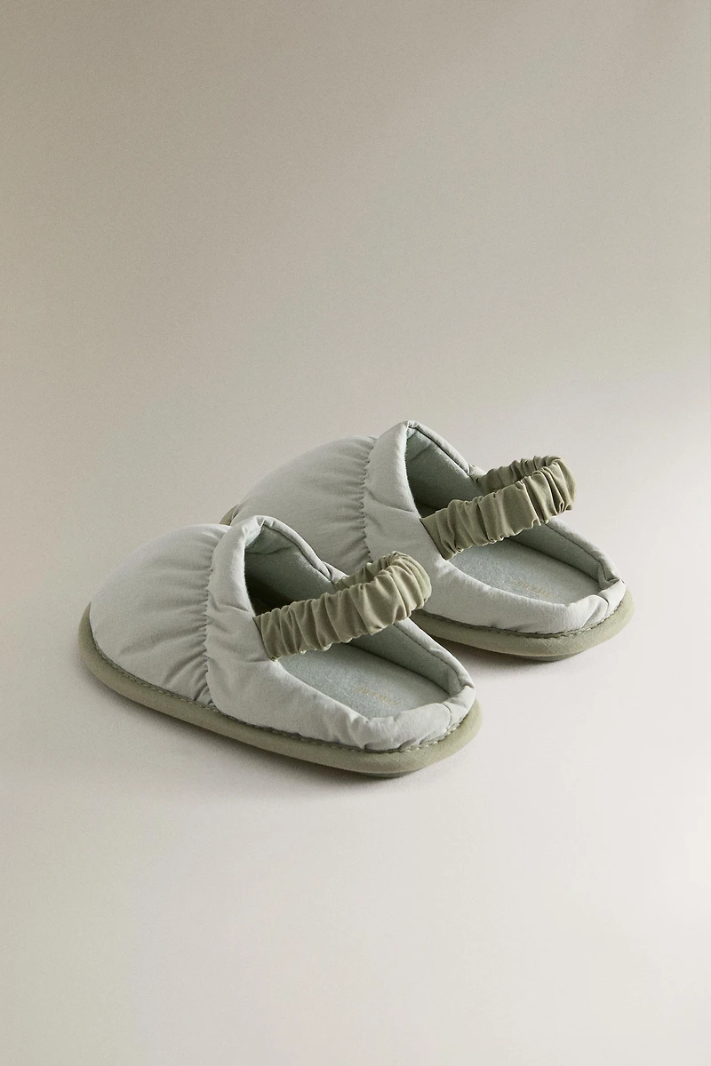 CHAUSSONS ENFANT TISSU
