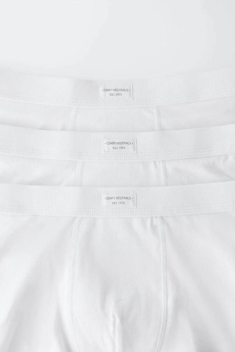 2-6 YEARS / THREE-PACK OF PLAIN BOXERS WITH LABEL