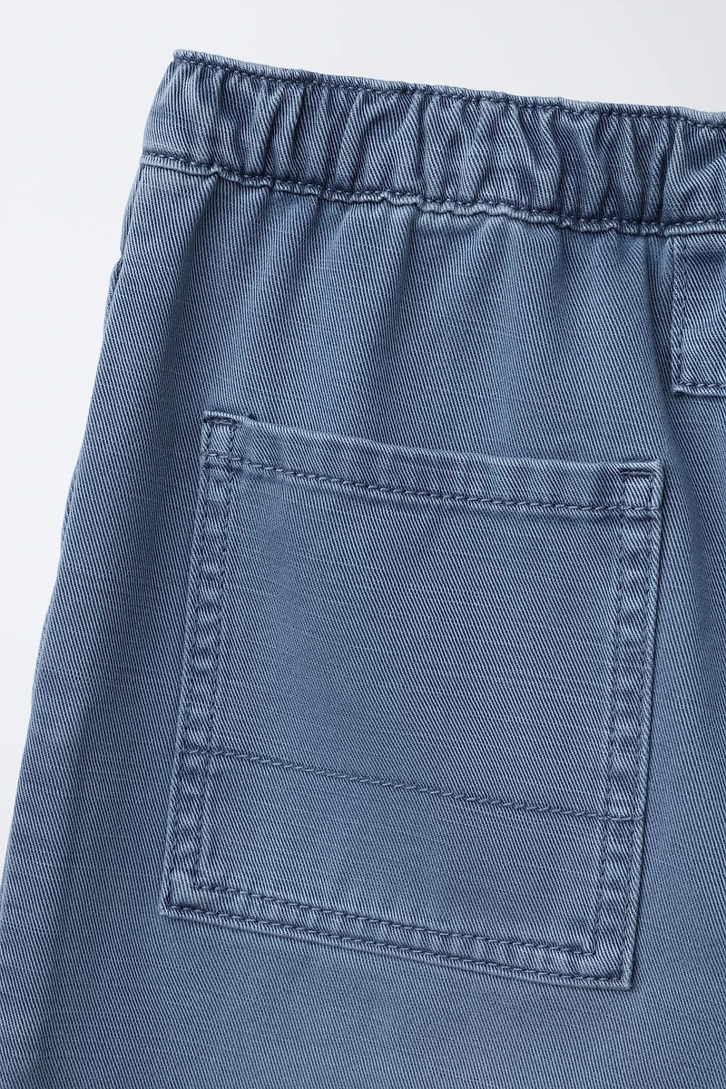 BALLOON PANTS WITH SEAM DETAIL