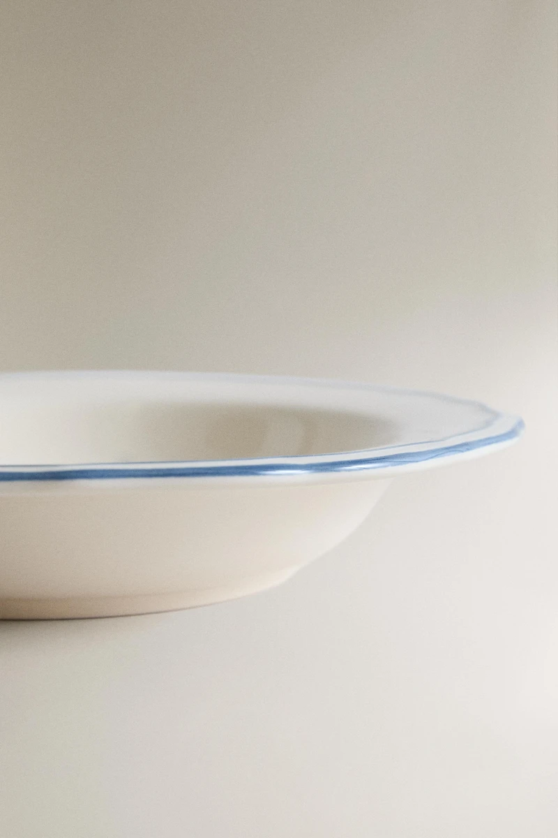 WAVY RIM EARTHENWARE SOUP PLATE