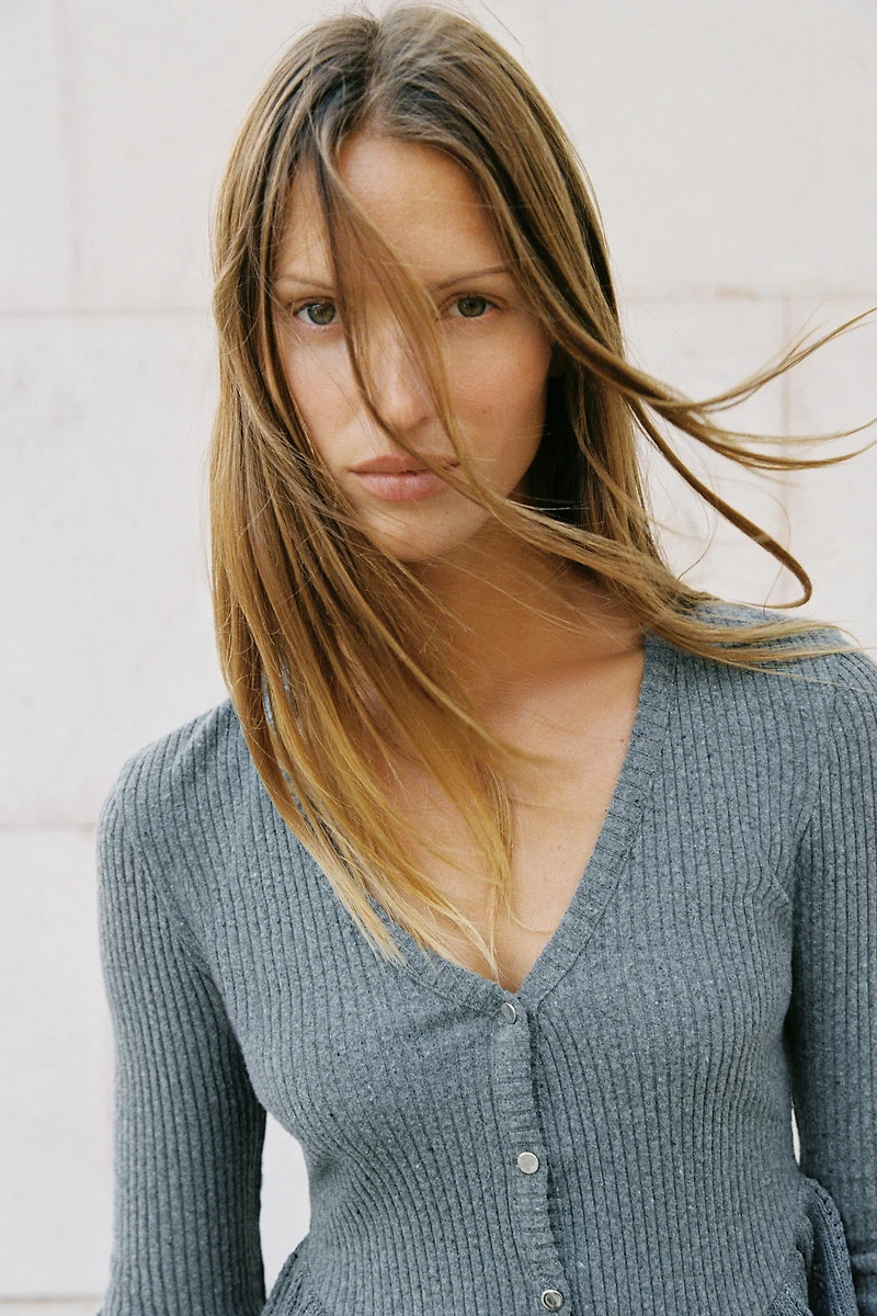 VESTE SOFT À VOLANTS