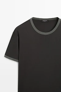 100% cotton contrast neck T-shirt