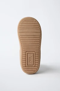 BAREFOOT SNEAKERS