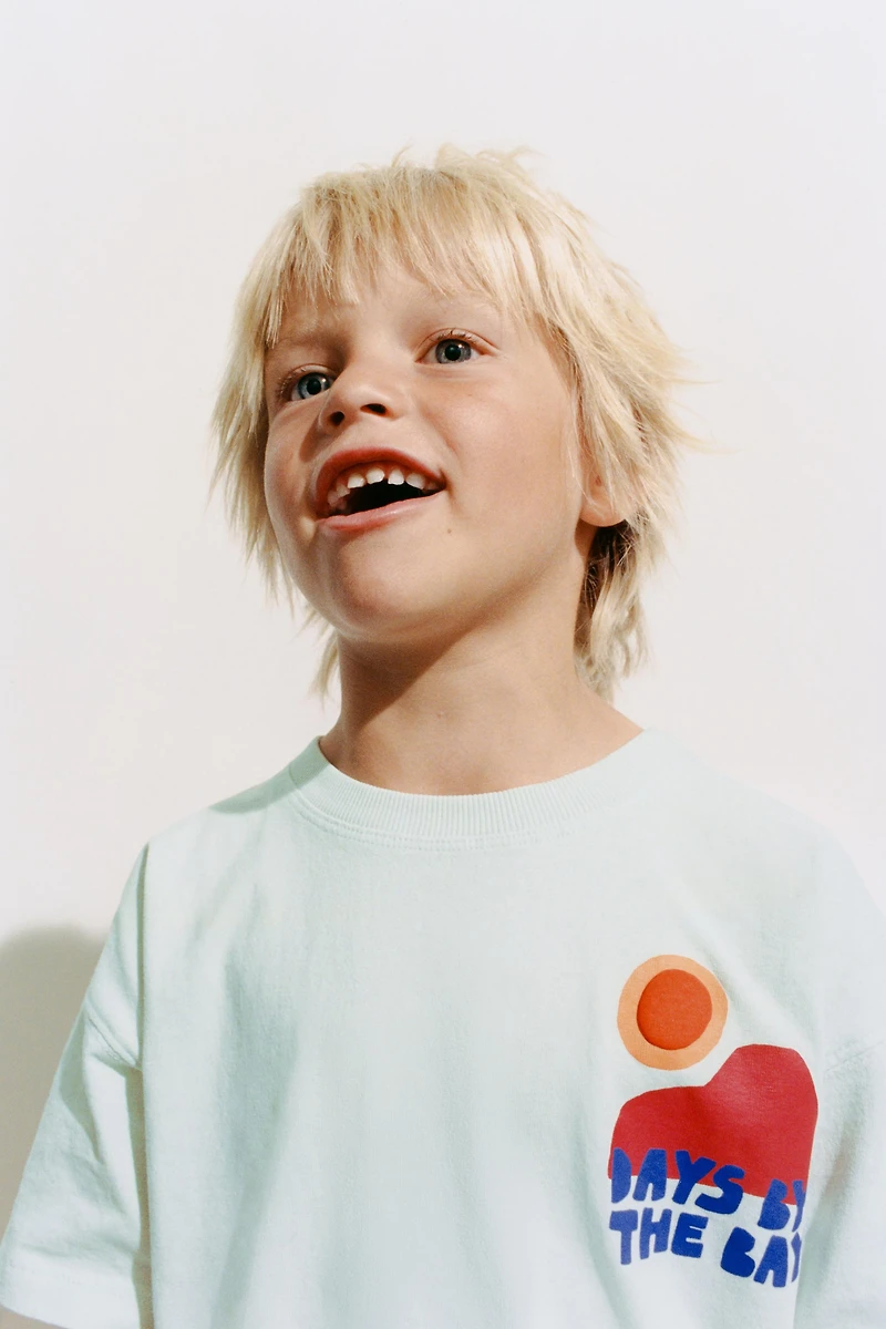 GARMENT DYE PRINTED T-SHIRT