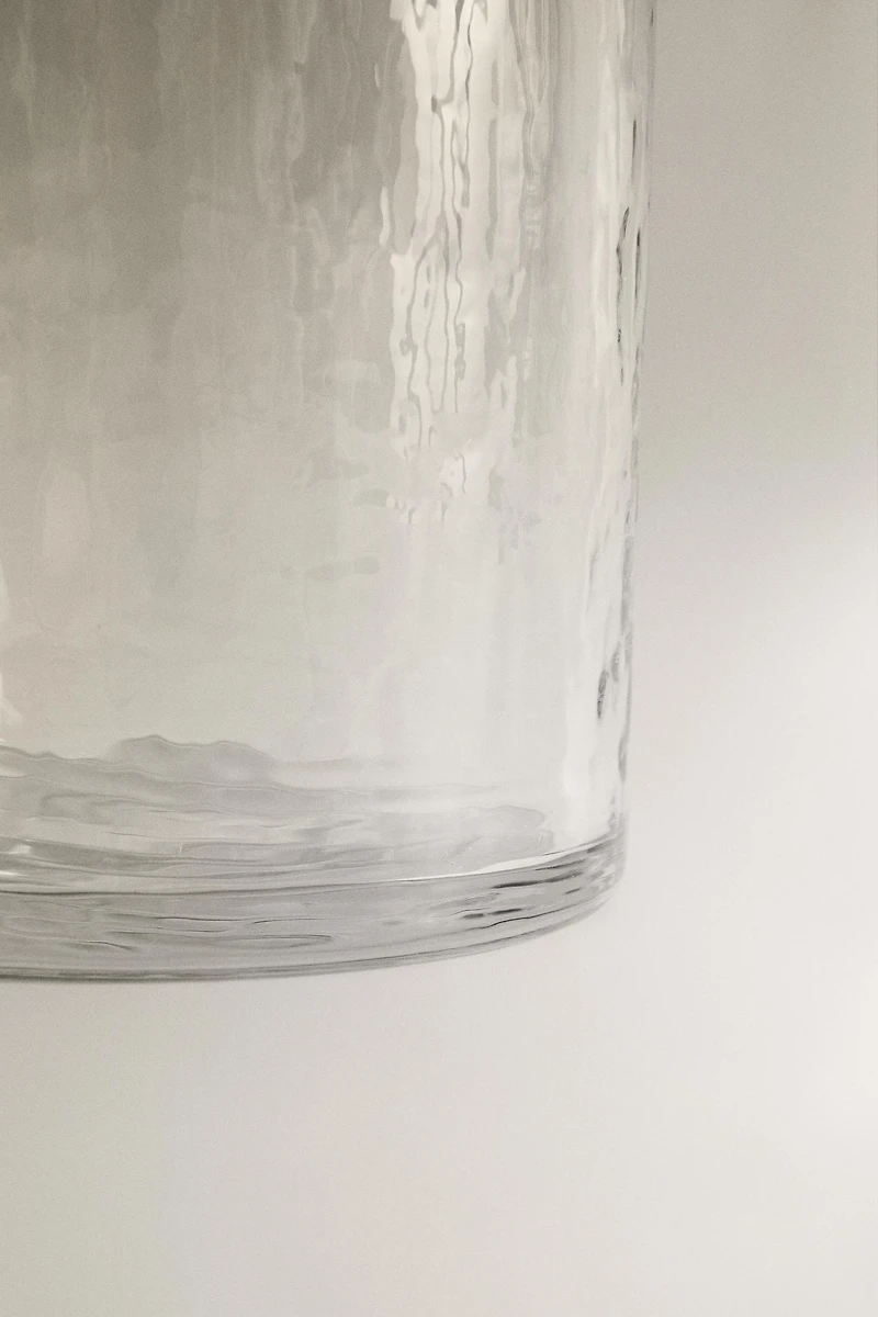 PICHET EN VERRE MARTELÉ