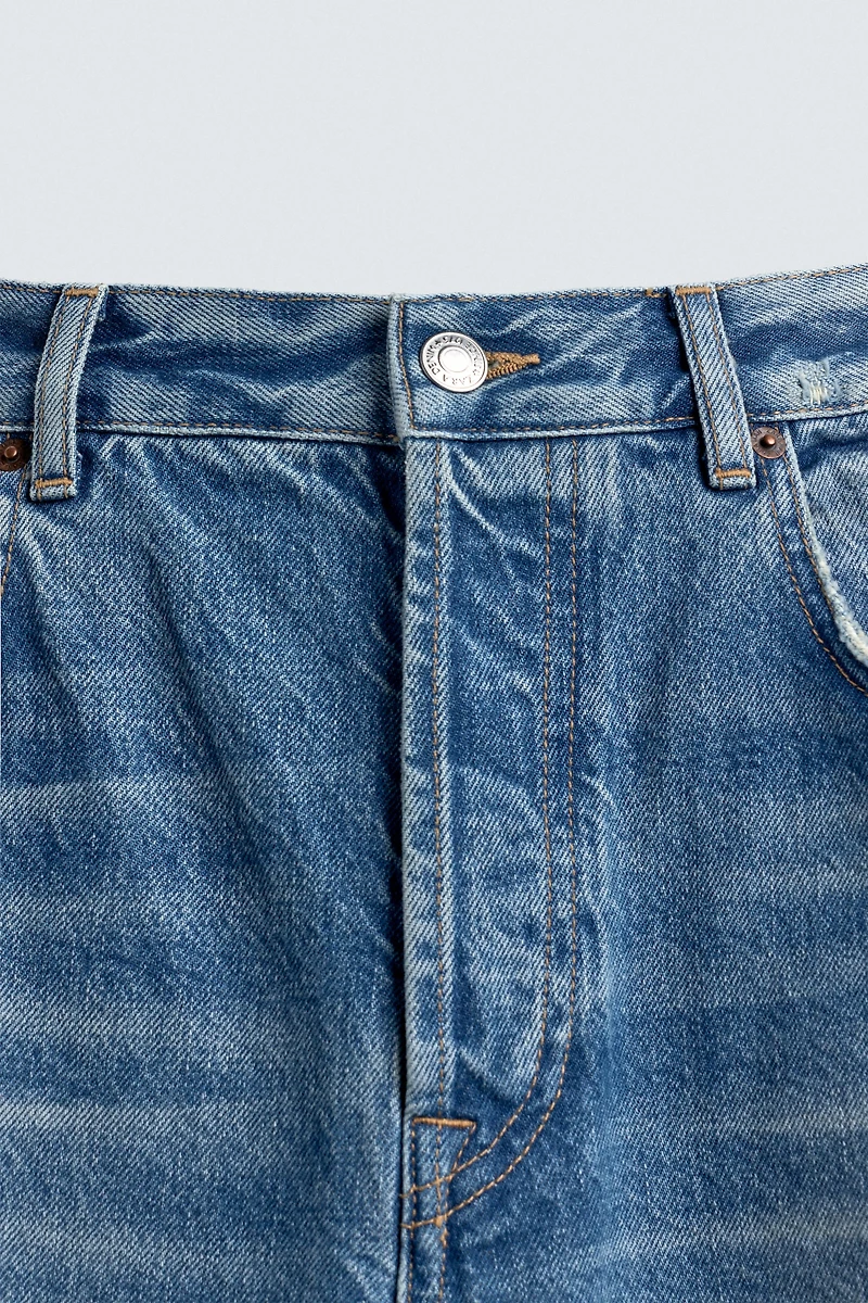 RIPPED RELAXED FIT JEANS