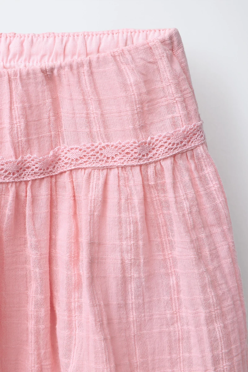 LACE SKORT