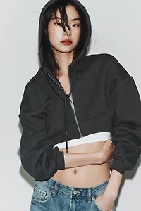 CROPPED HOODIE SWEATSHIRT