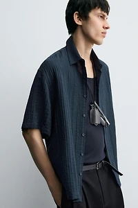 FLUID TEXTURED SHIRT