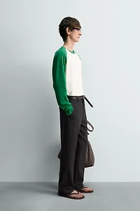 REGULAR FIT COLOR BLOCK T-SHIRT