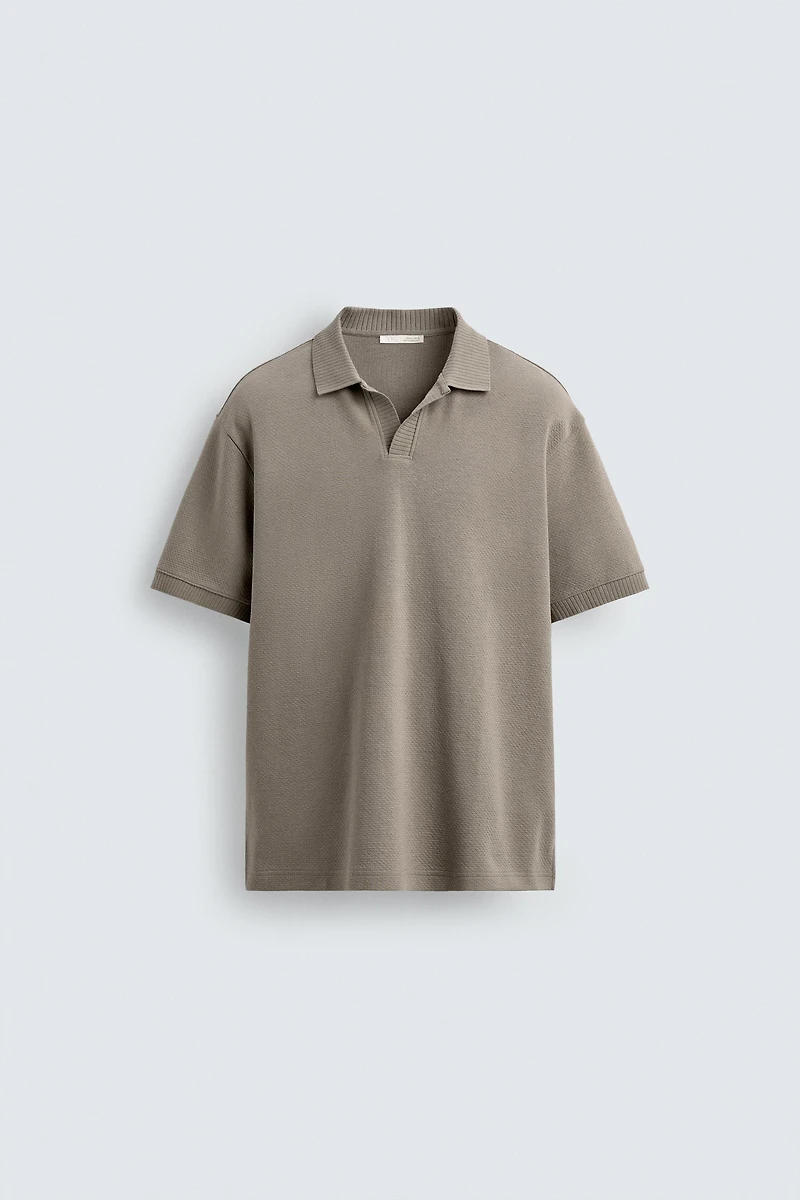 TEXTURED REGULAR FIT POLO SHIRT
