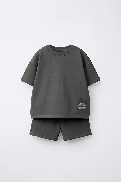 JOGGING T-SHIRT AND BERMUDA SET WITH LABEL