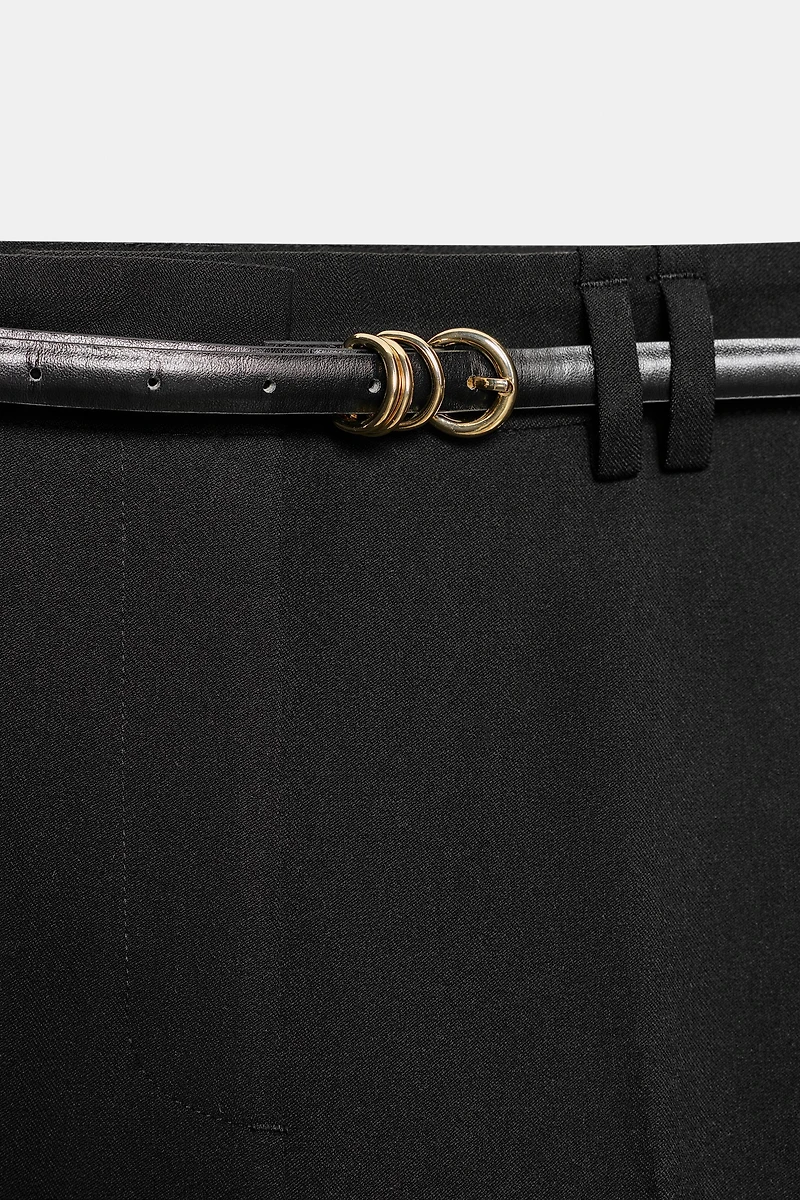 BELTED CAPRI PANTS