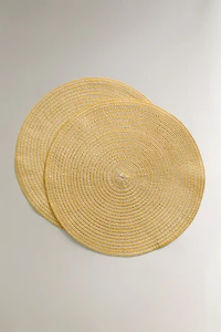 SET OF ROUND PLACEMATS (SET 2)